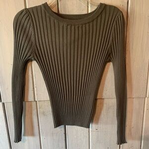 Pink Republic Shaded Moss Green Size XS Ribbed Cropped Long Sleeve Sweater